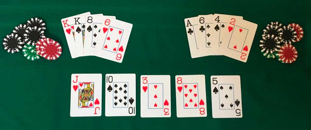 Cách Chơi Poker 4 Lá: Hướng Dẫn Chi Tiết Cho Người Mới image-1731639988287